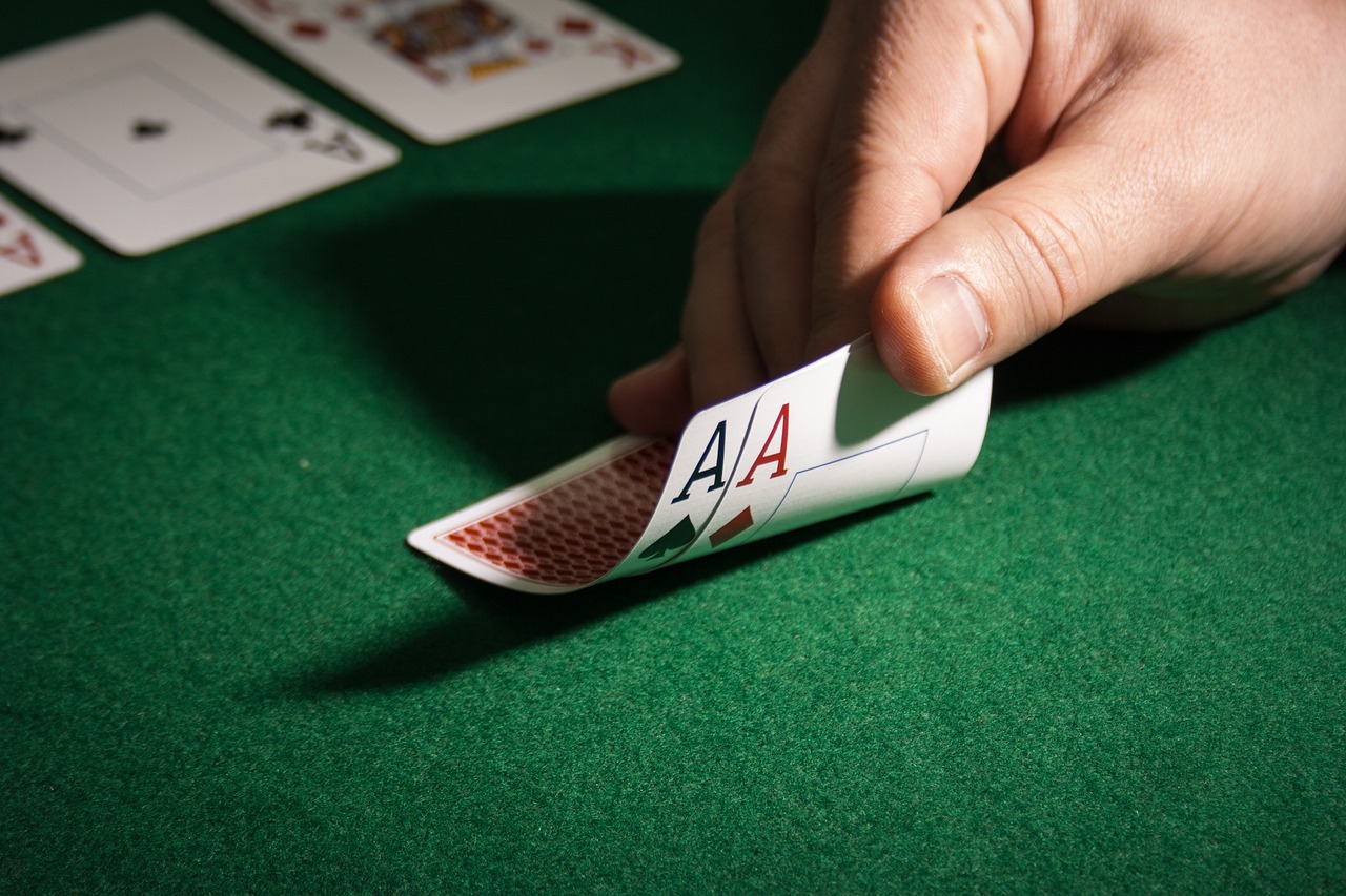 Emotional Edge in Poker: Unleashing Your Hidden Weapon